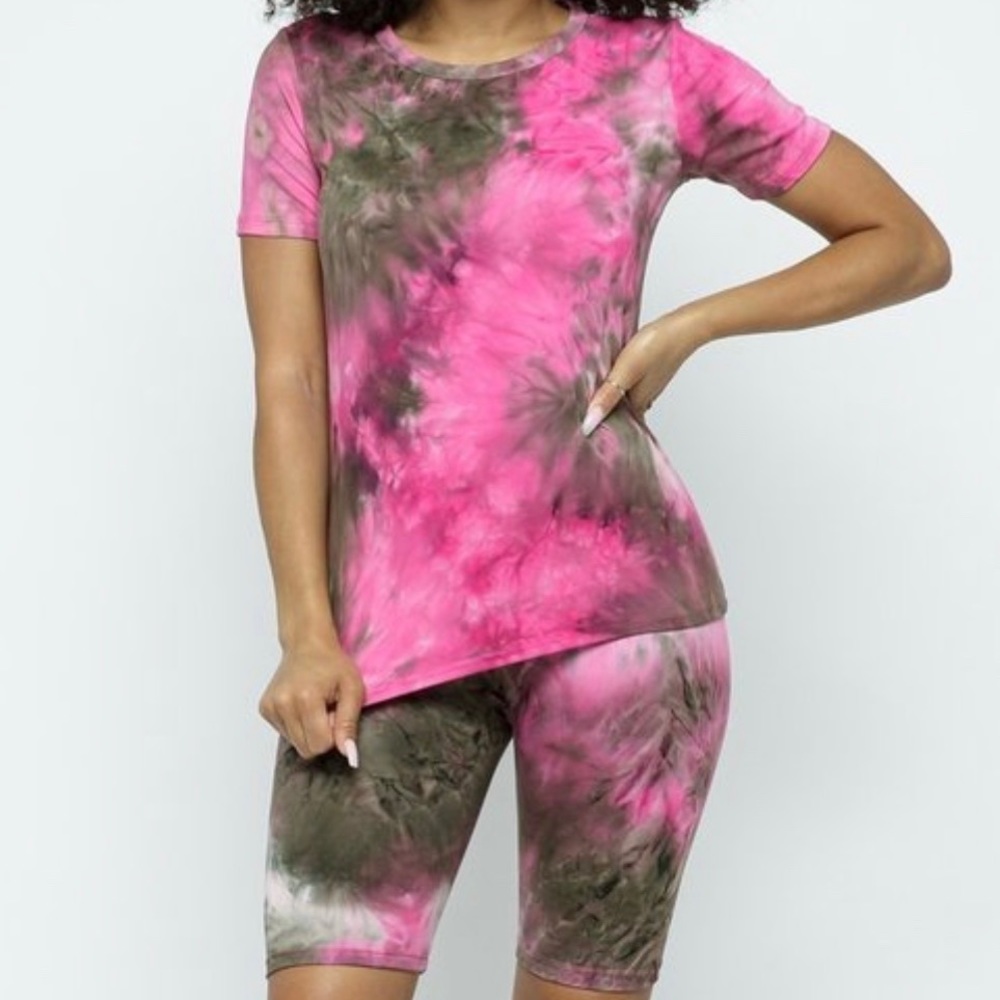 ‼️ Pink Tie Dye Biker Shorts T-Shirt Two Piece Set